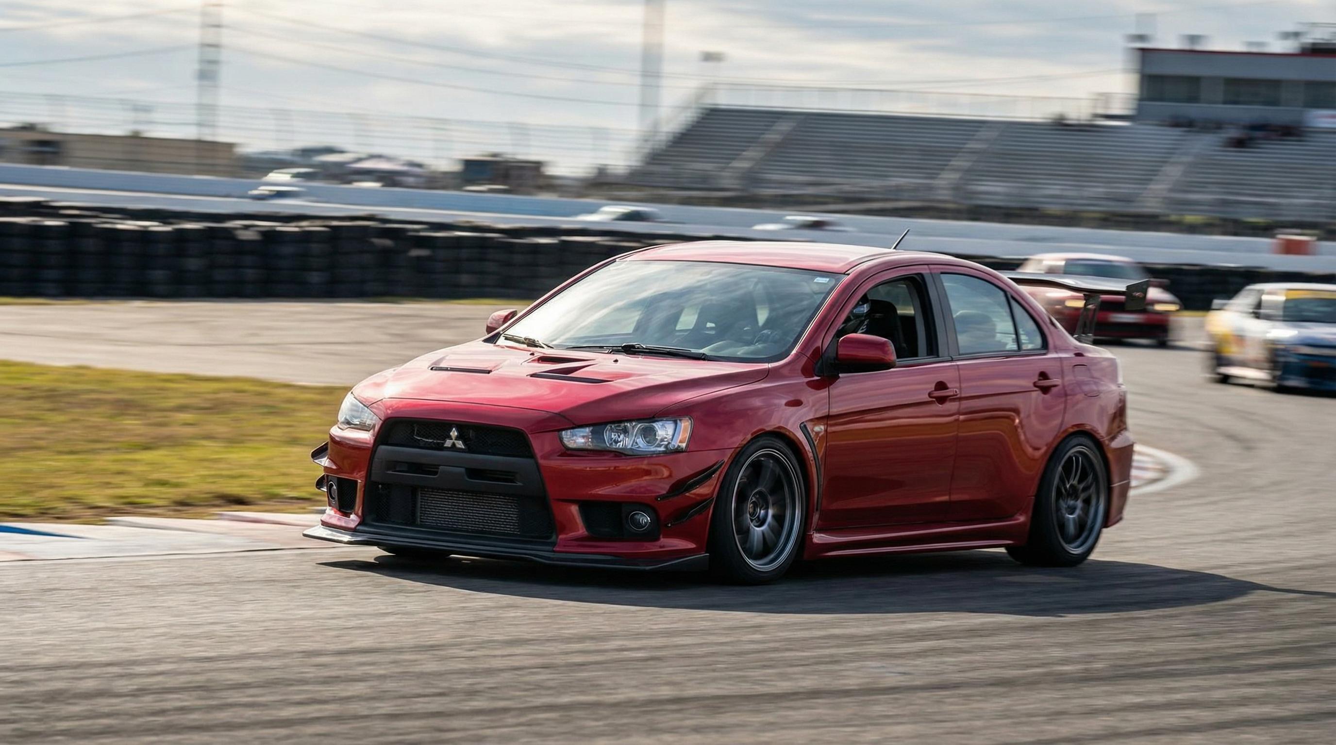 丝瓜视频烈焰红赛道轿车涡轮改装视频